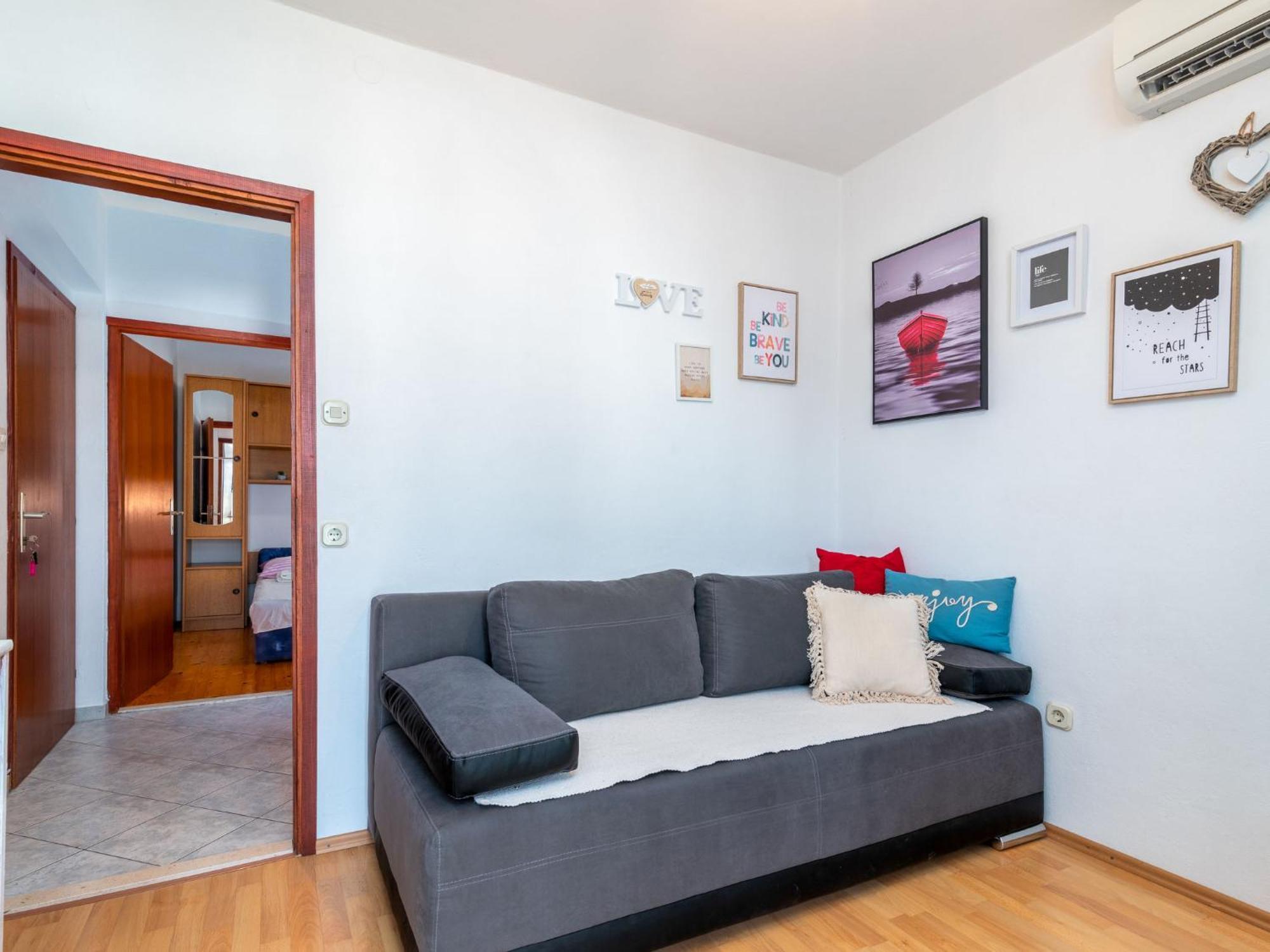 Apartment Miljus By Interhome Трогир Екстериор снимка